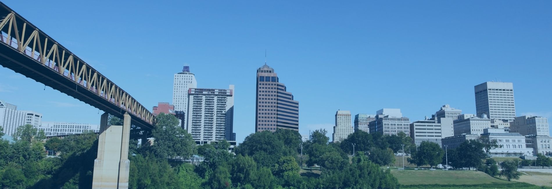 2 Hotels with Park Stay Fly Packages Near MEM Airport