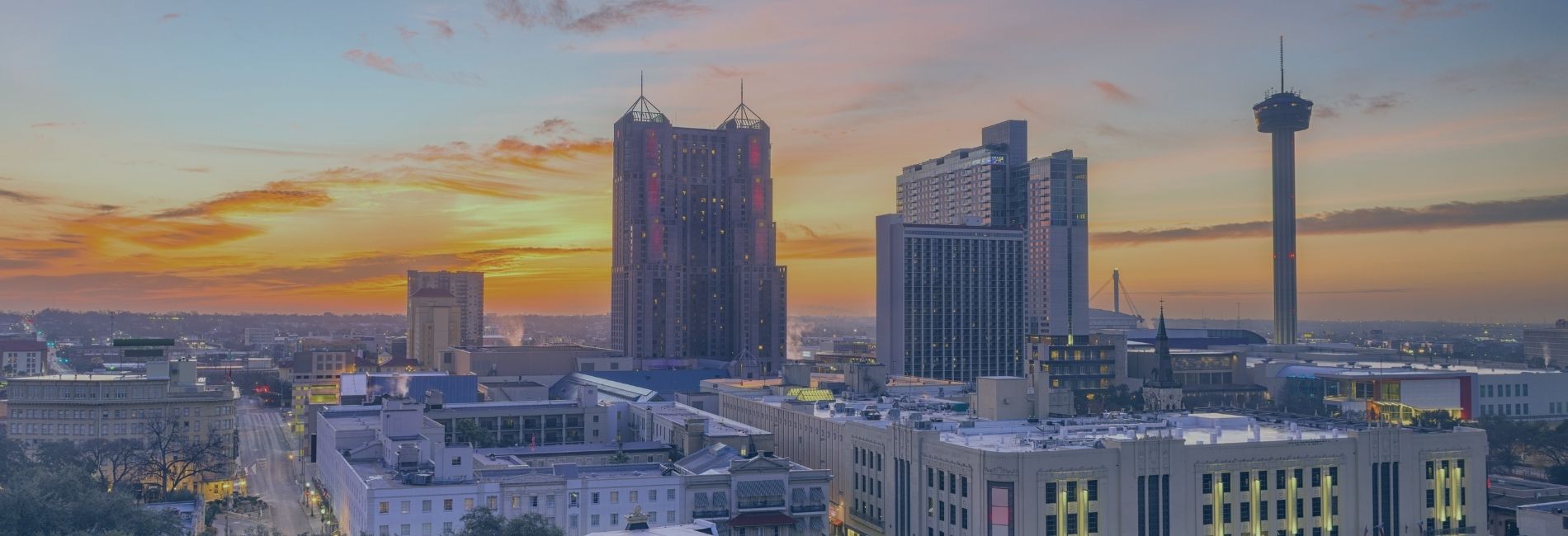 20 Hotels with Park Stay Fly Packages Near SAT Airport
