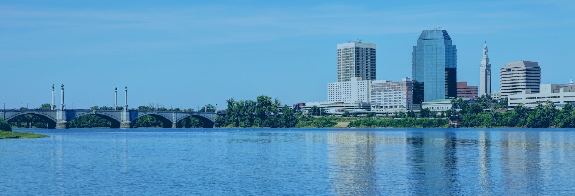 3 Hotels with Park Stay Fly Packages Near SGF Airport