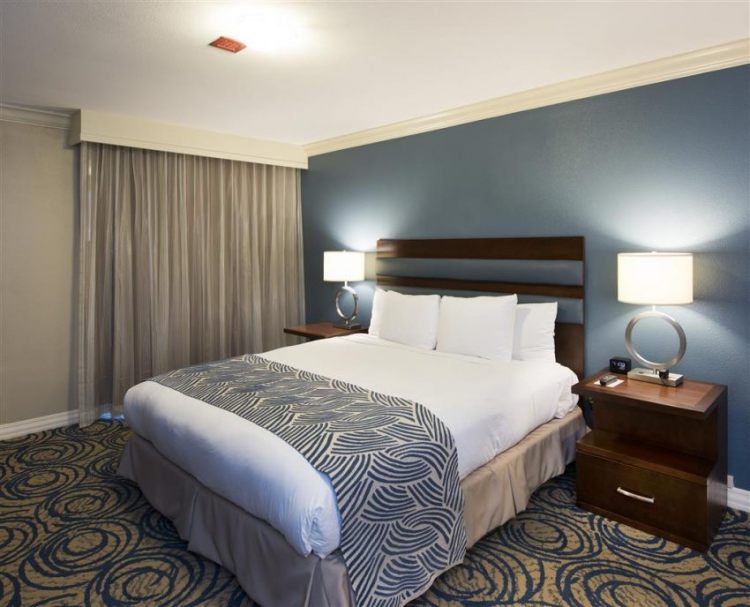 DoubleTree by Hilton Hotel Tampa Airport-Westshore , FL 33607 near Tampa International Airport View Point 29