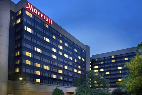 Newark Liberty International Airport Marriott , NJ 07114 near Newark Liberty International Airport View Point 1