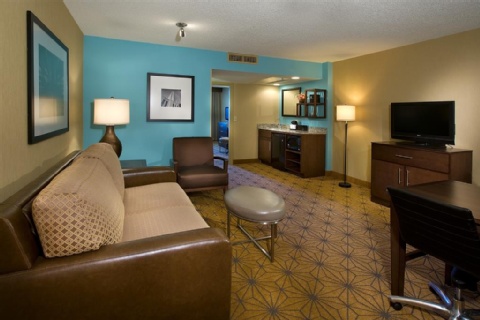 Embassy Suites Kansas City International Airport , MO 64153 near Kansas City International Airport View Point 14