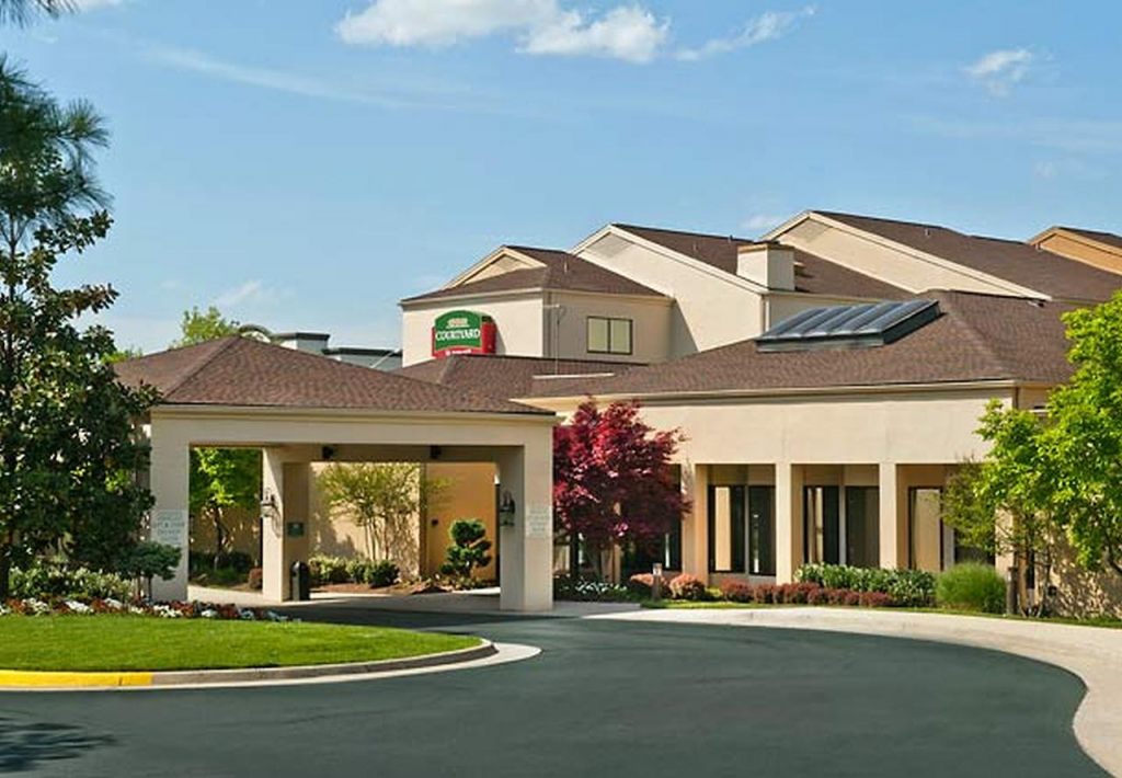 Courtyard by Marriott Dulles Airport Chantilly , VA 20151 near Washington Dulles International Airport View Point 1
