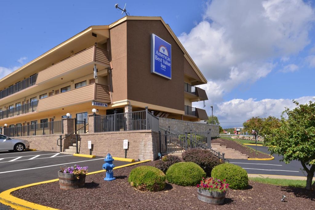 Americas Best Value Inn Pittsburgh Airport , PA 15108 near Pittsburgh International Airport View Point 1