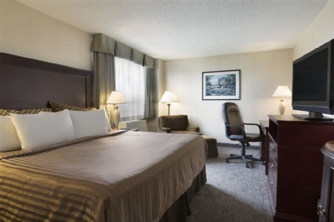 Red Roof PLUS Vancouver Airport , BC V6X 3K4 near Vancouver International Airport View Point 12