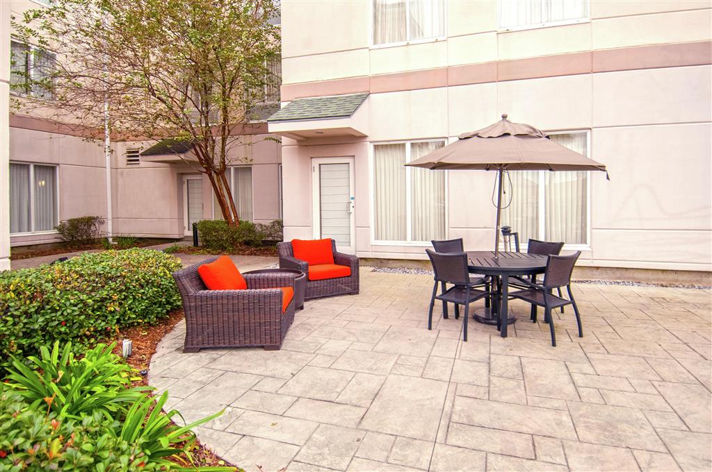 Hilton Garden Inn New Orleans Airport , LA 70065 near Louis Armstrong New Orleans International Airport  View Point 2