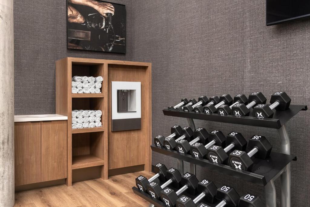 Staybridge Suites Montreal Airport - St-Laurent by IHG , QC H4S 1C8 near Montreal-Pierre Elliott Trudeau Int. Airport View Point 4