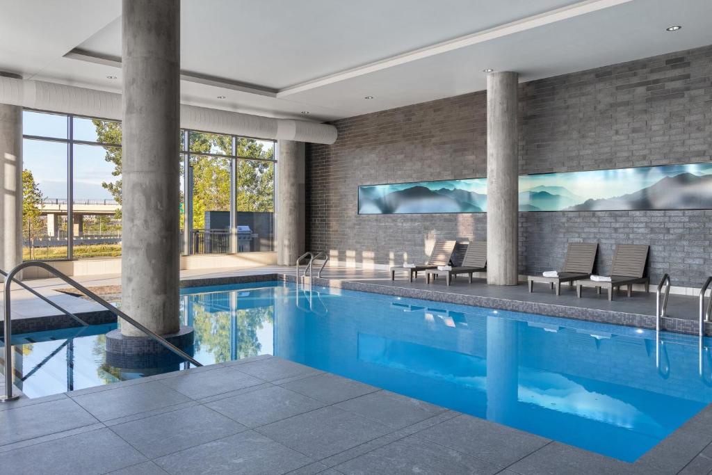 Staybridge Suites Montreal Airport - St-Laurent by IHG , QC H4S 1C8 near Montreal-Pierre Elliott Trudeau Int. Airport View Point 3