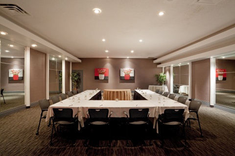 ARMON PLAZA MONTREAL ARPT BY IHG , QC H4T 1E3 near Montreal-Pierre Elliott Trudeau Int. Airport View Point 16