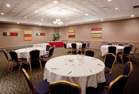 ARMON PLAZA MONTREAL ARPT BY IHG , QC H4T 1E3 near Montreal-Pierre Elliott Trudeau Int. Airport View Point 12