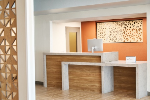 Candlewood Suites Milwaukee Airport-Oak Creek by IHG , WI 53154 near General Mitchell International Airport View Point 8