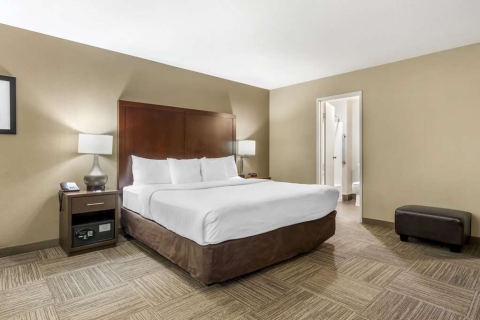 Comfort Inn and Suites Sea-Tac Airport , WA 98188 near Seattle-tacoma International Airport View Point 19