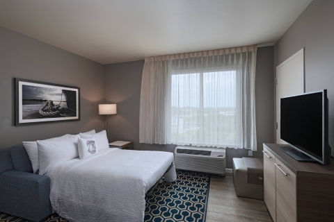 TownePlace Suites by Marriott San Diego Airport Liberty Station , CA 92101 near San Diego International Airport View Point 15