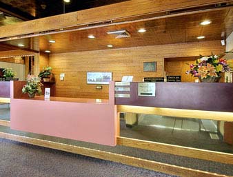 Ramada Inn Portland Airport , OR 97233 near Portland International Airport View Point 2