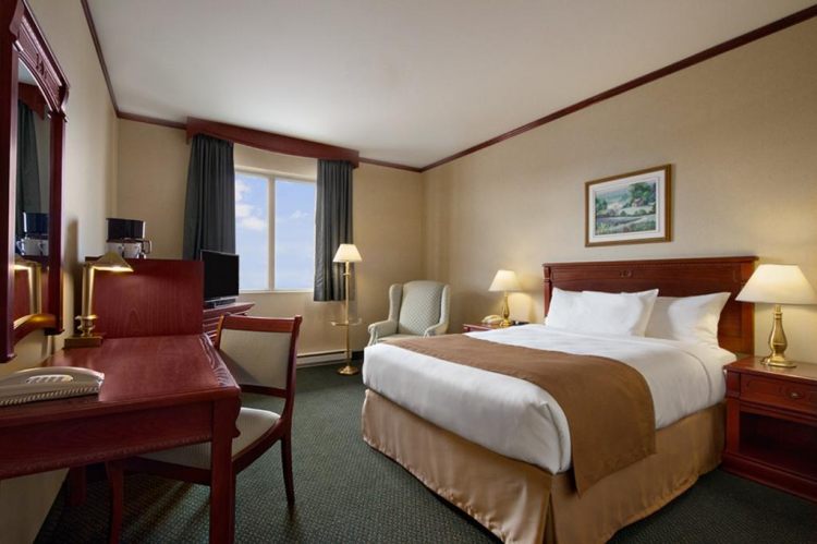 Travelodge Hotel Montreal Airport , Quebec H4T 1E7 near Montreal-Pierre Elliott Trudeau Int. Airport View Point 4