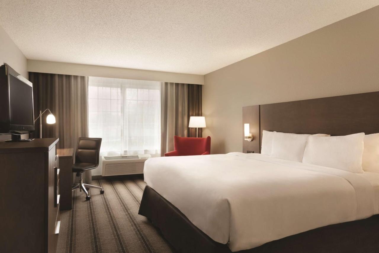 Country Inn And Suites Indianapolis Airport South , IN 46221 near Indianapolis International Airport View Point 3