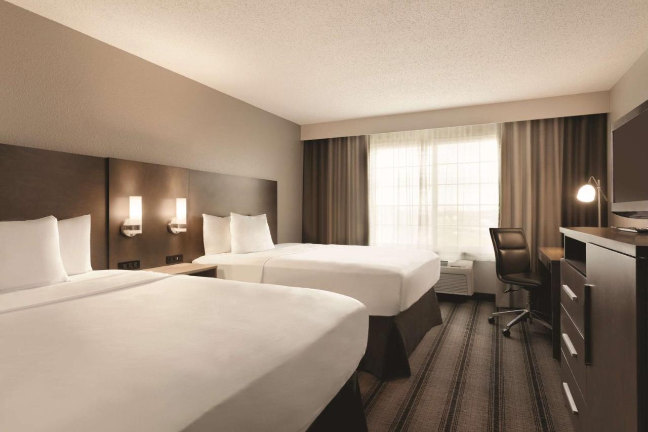 Country Inn And Suites Indianapolis Airport South , IN 46221 near Indianapolis International Airport View Point 5