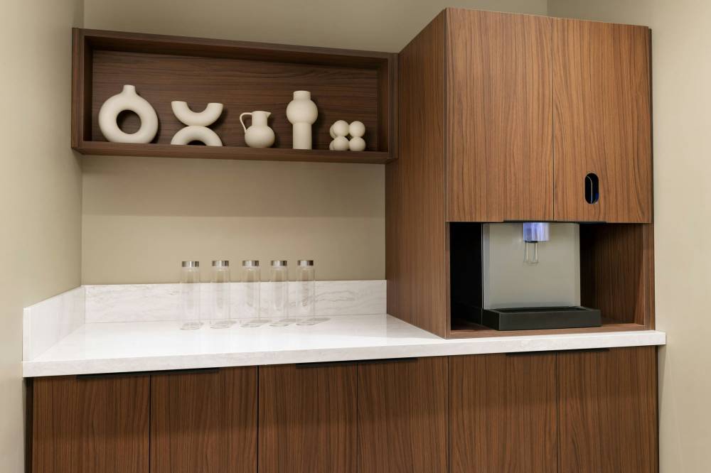 Ac Hotels By Marriott Honolulu 3