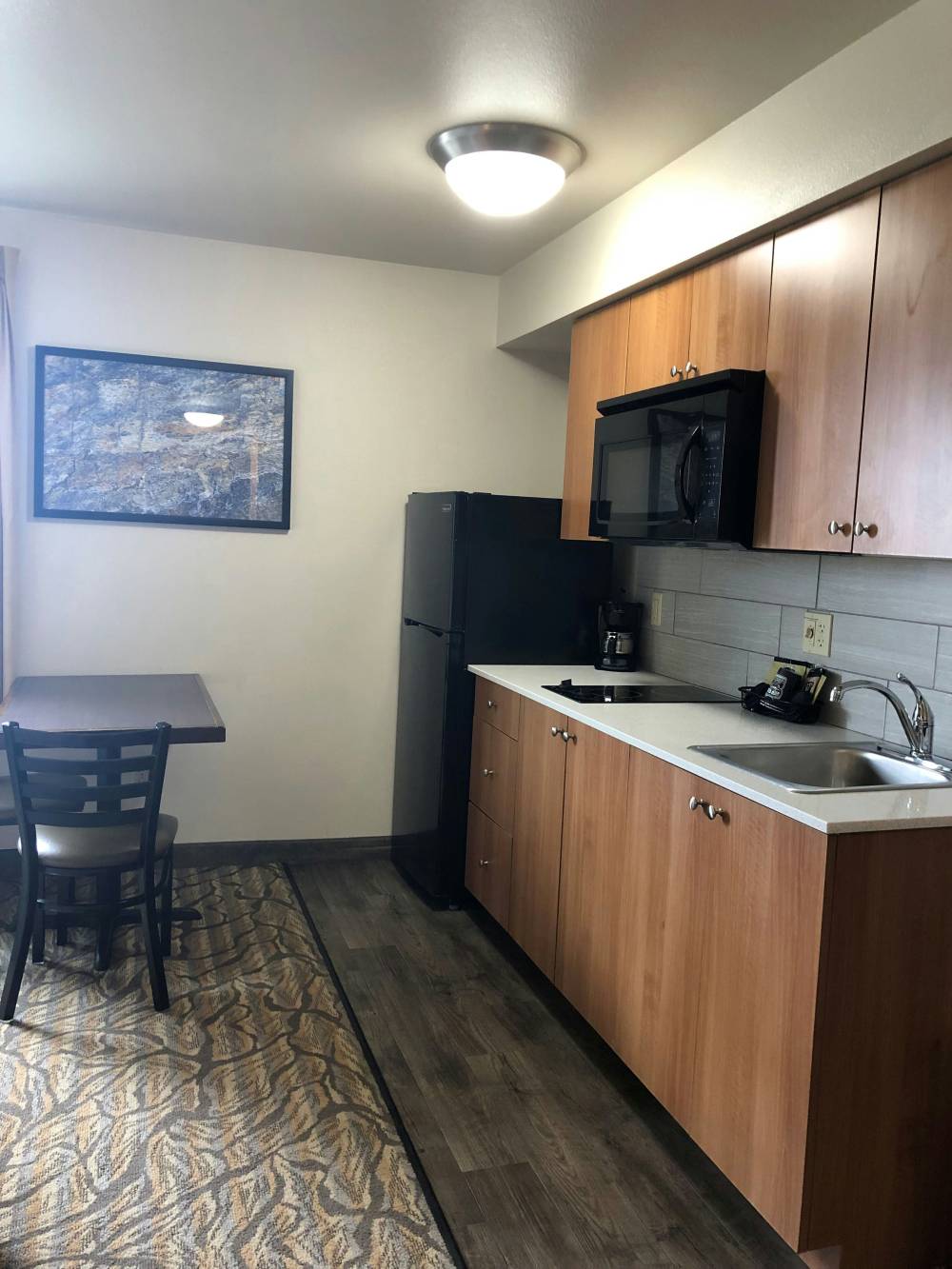 Aspen Suites Hotel Anchorage N 7