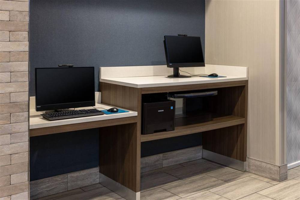 Baymont By Wyndham White Plains - Elmsford 5