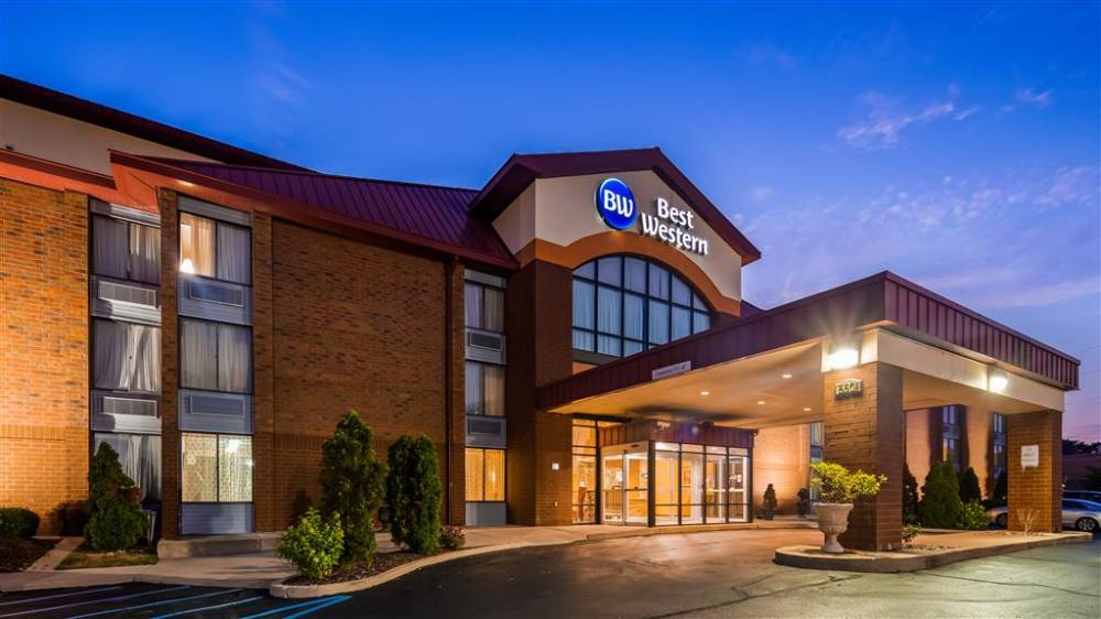 Best Western Luxbury Inn Fort Wayne 2