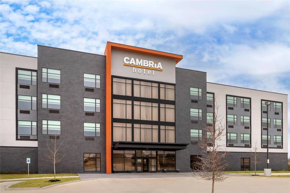 Cambria Hotel Euless - Dfw Airport South 1