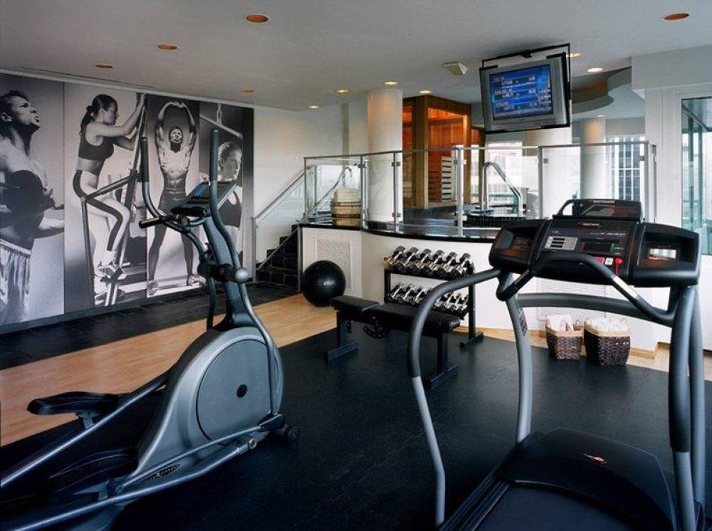 Cambridge Suites Toronto 9