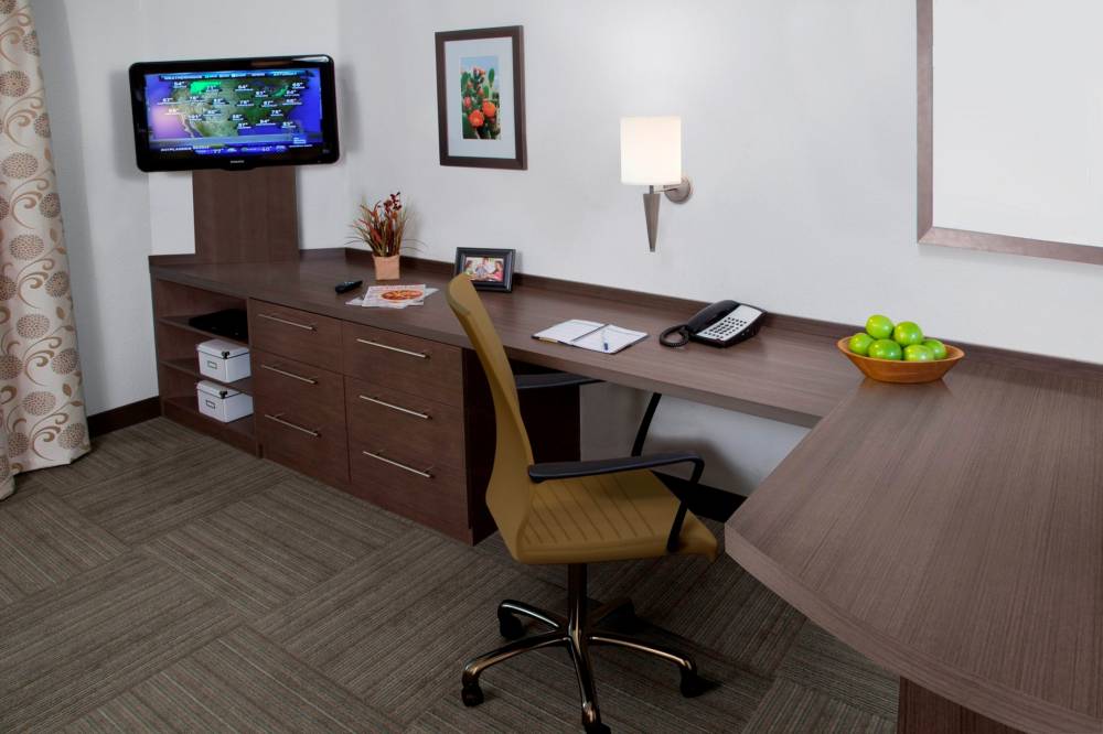 Candlewood Stes Farmers Branch 3