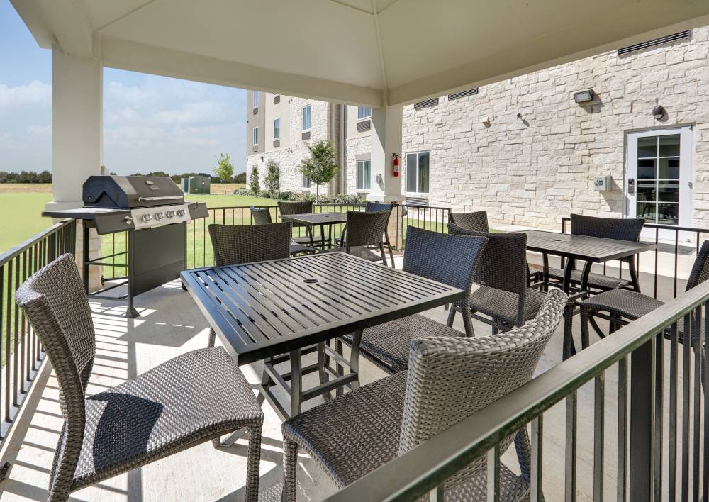 Candlewood Stes Farmers Branch 10