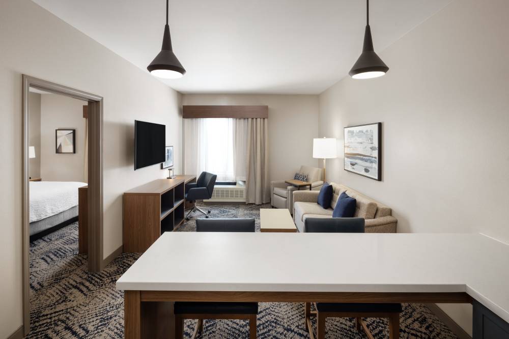 Candlewood Stes Midtown By Ihg 10