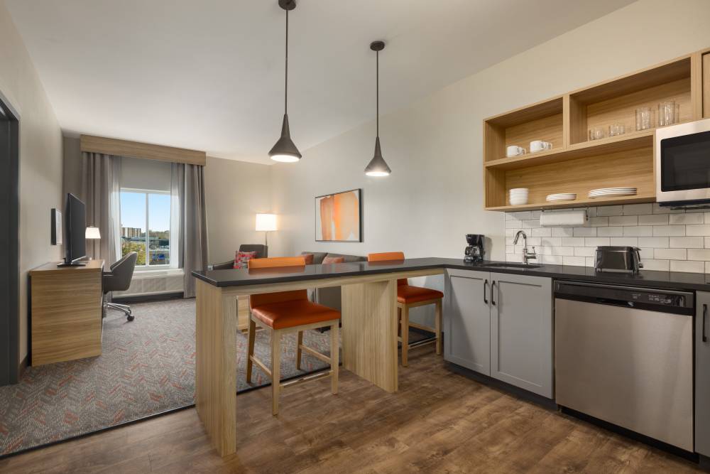 Candlewood Stes Midtown By Ihg 8