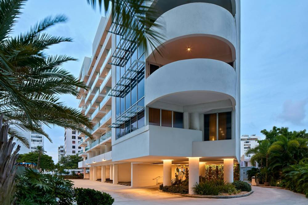 Casa Costera Isla Verde Beach Apartments By Marriott Bonvoy 1