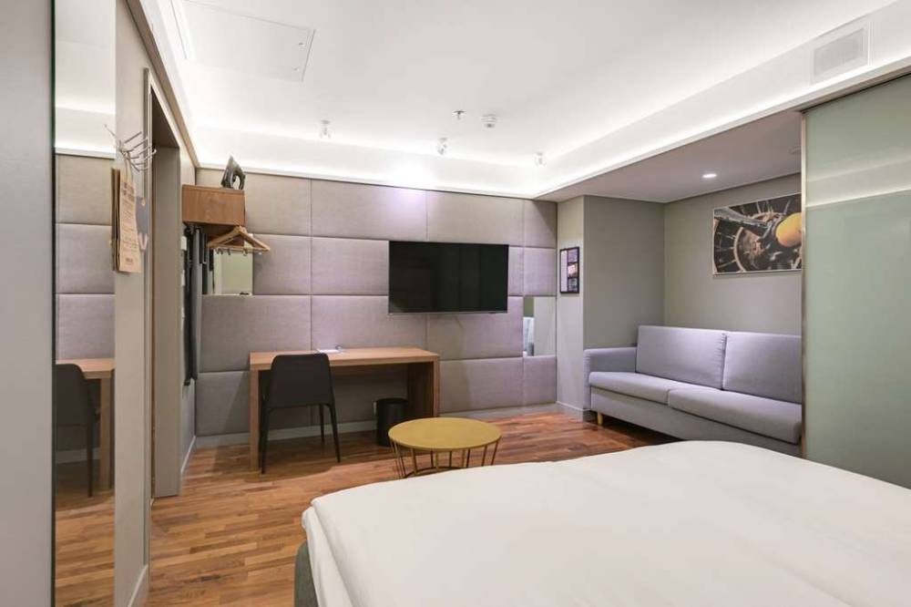 Comfort Hotel Xpress Helsinki Aprt Terminal 7