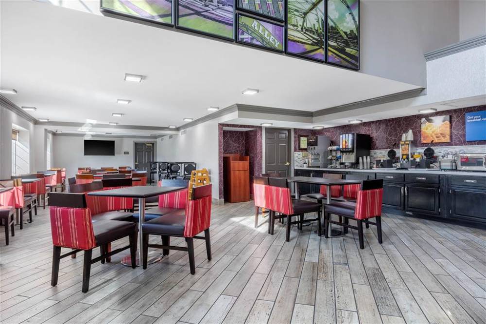 Comfort Inn And Suites Nashville Near Tanger Outlets 8