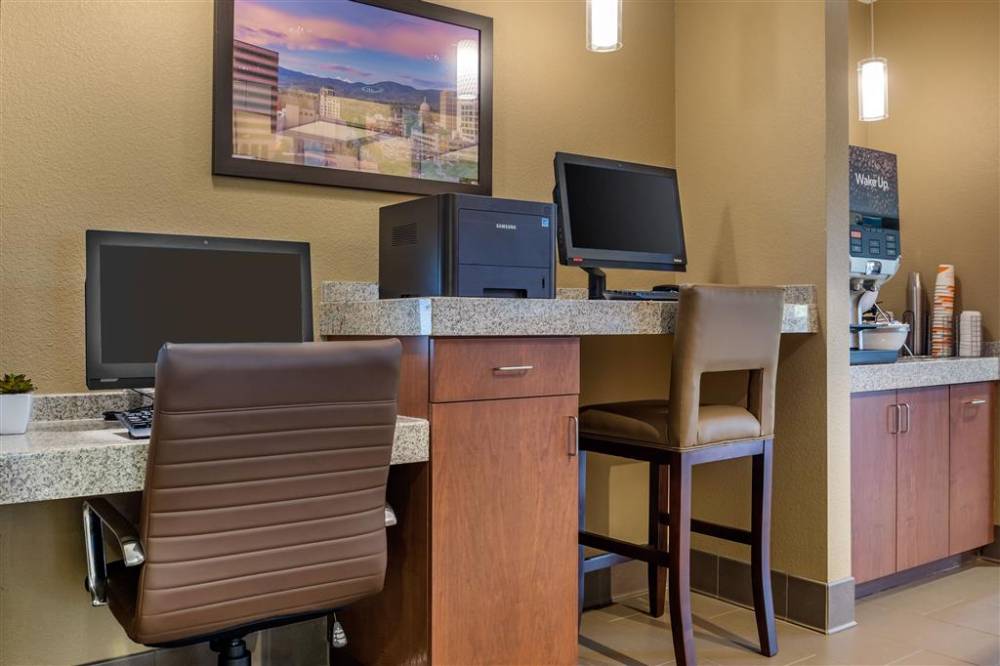 Comfort Inn & Suites Boise Airport 7