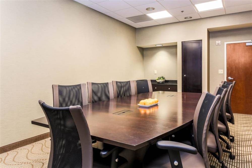 Comfort Suites Dfw N/grapevine 4