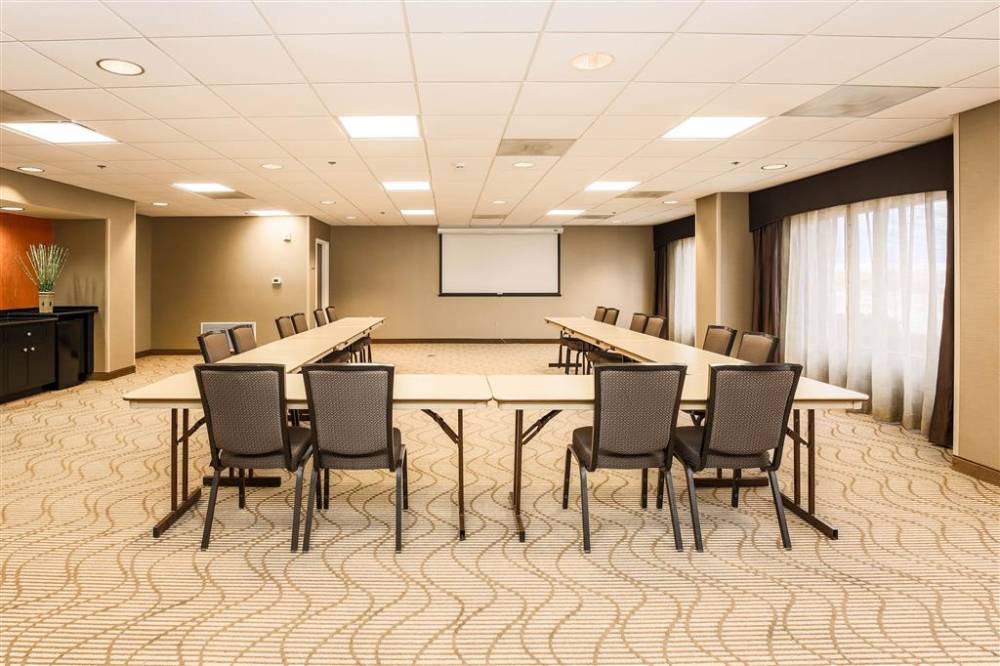 Comfort Suites Dfw N/grapevine 3