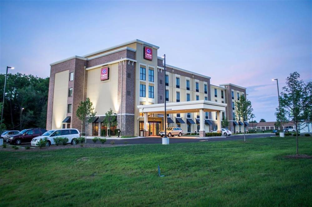 Comfort Suites Hartville-north Canton 2
