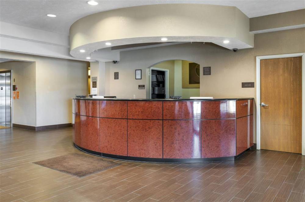 Comfort Suites Merrillville Near Us 30 5