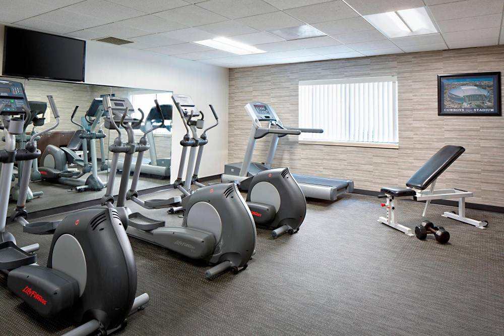 Courtyard By Marriott Dallas Arlington Entertainment District 7