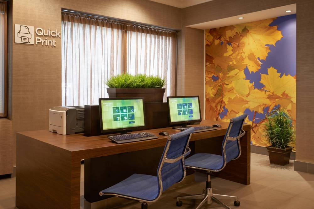 Courtyard By Marriott Toronto Downtown 4