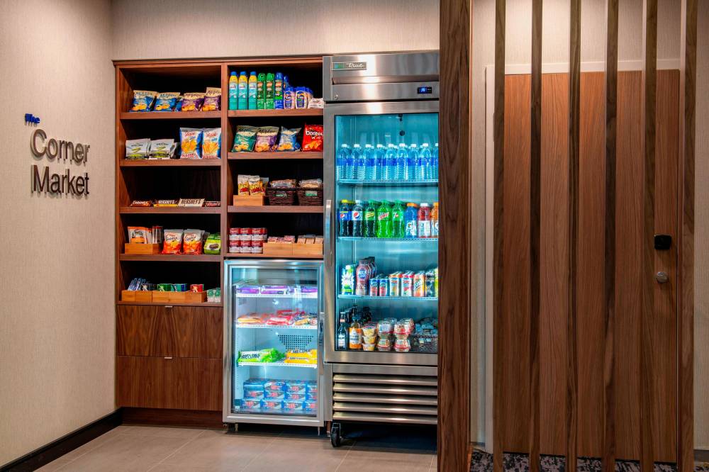 Fairfield Inn And Suites By Marriott Kelowna 5
