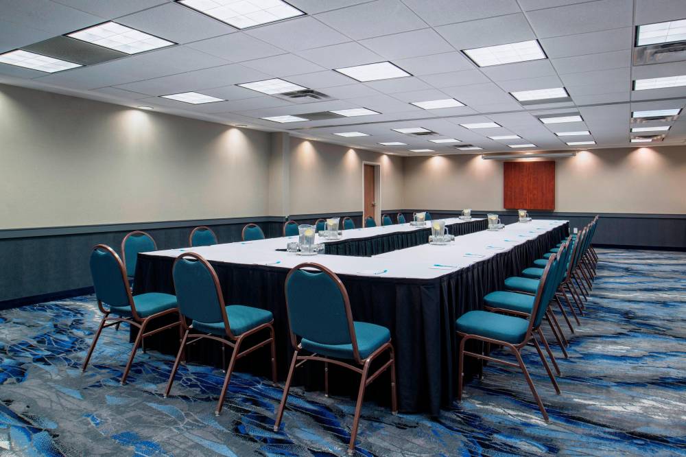 Fairfield Inn And Suites By Marriott Kelowna 10