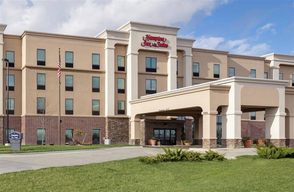 Hampton Inn & Suites Lincoln - Northeast I-80 1