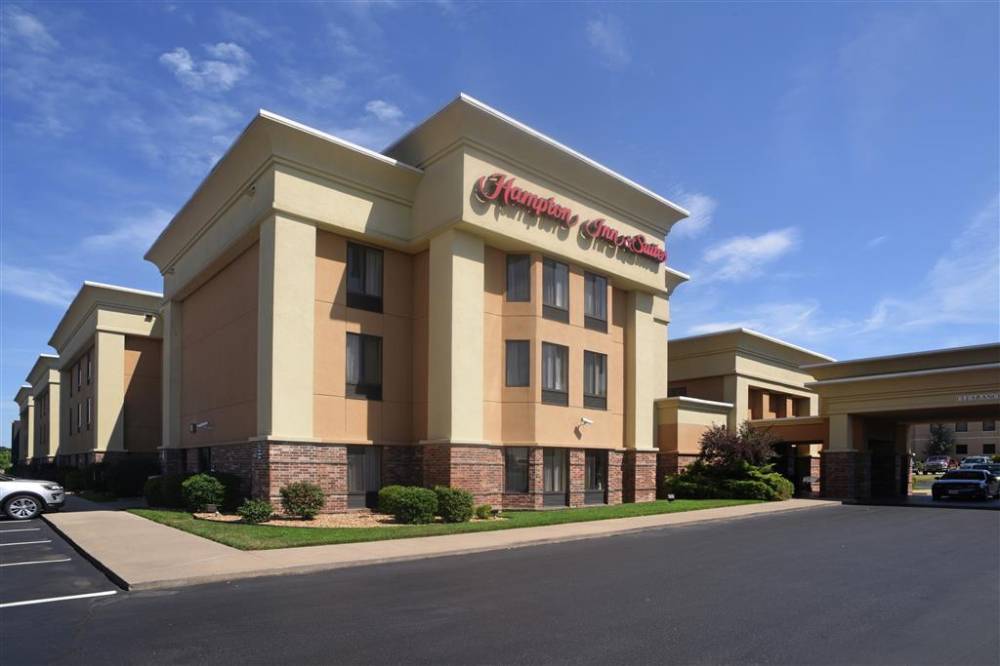 Hampton Inn & Suites Springfield, Mo 1