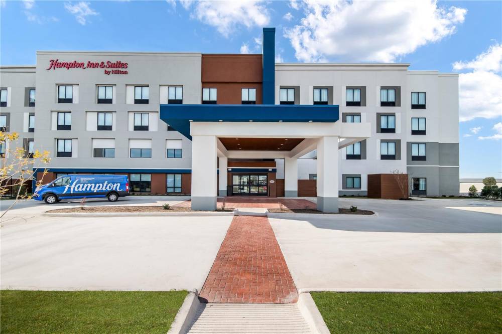 Hampton Inn And Suites By Hilton Irving Dfw Airport North 1