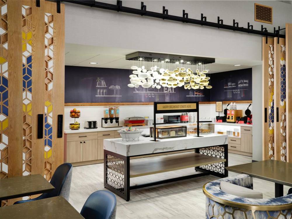 Hampton Inn And Suites Dallas-dfw Arpt W-sh 183 Hurst 6