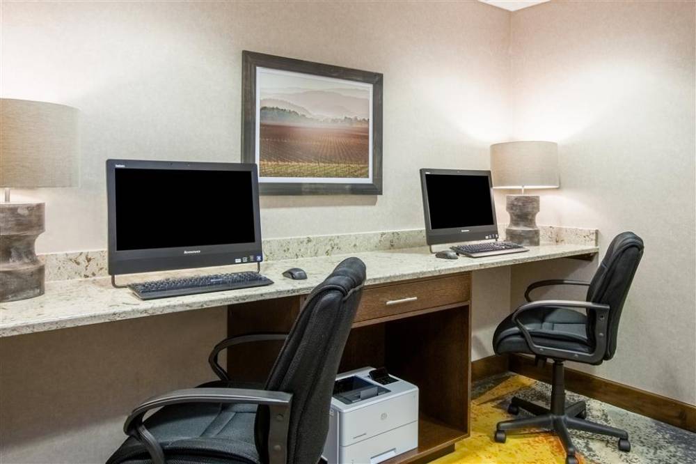 Hampton Inn And Suites Pasco/tri-cities 9