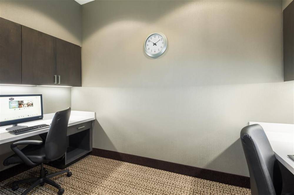 Hampton Inn And Suites Tampa Airport Avion Park Westshore 5