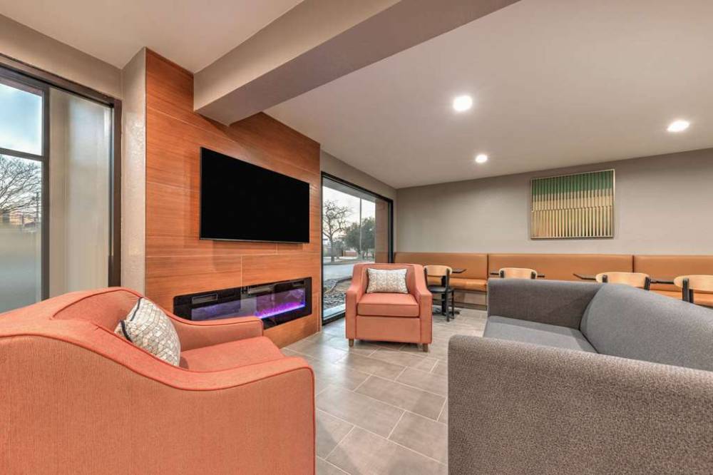 Hawthorn Extended Stay By Wyndham Bedford / Dallas 4